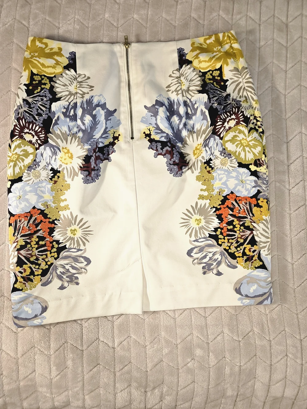 H&M Cream Floral Mini Skirt with Yellow, Blue and Orange Details